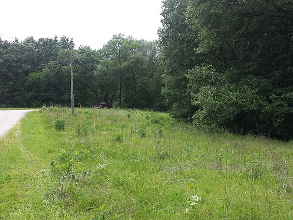 4th image of 40970 Old Farm Pl