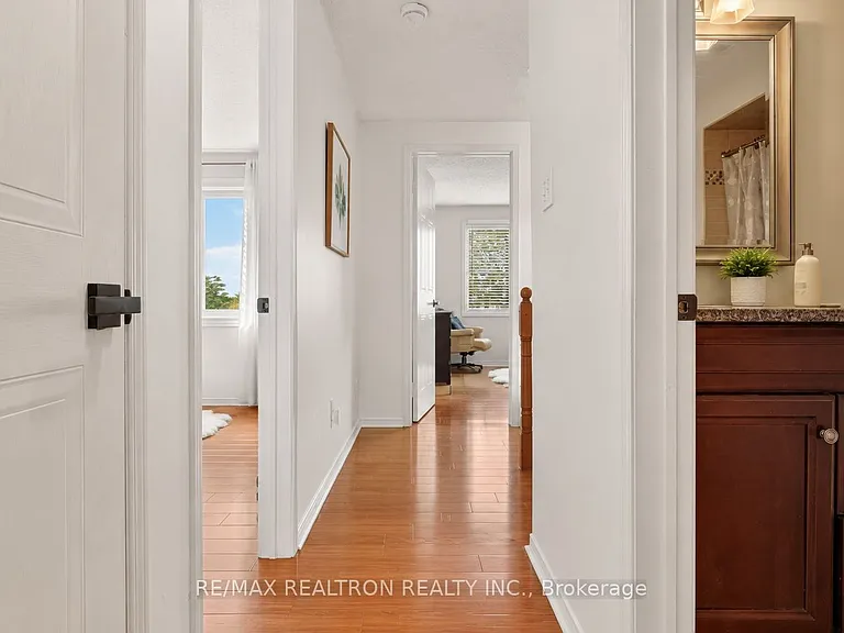 116 Andona Cres — Photo 20