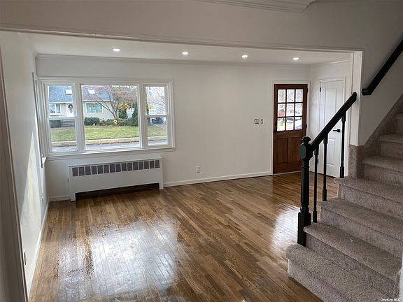 2nd image of 3847 Cordwood Ln