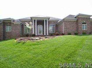 3035 Sunset Hills Blvd S, Edwardsville, IL