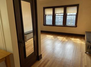 3576 N Oakland Ave #5, Milwaukee, WI 53211