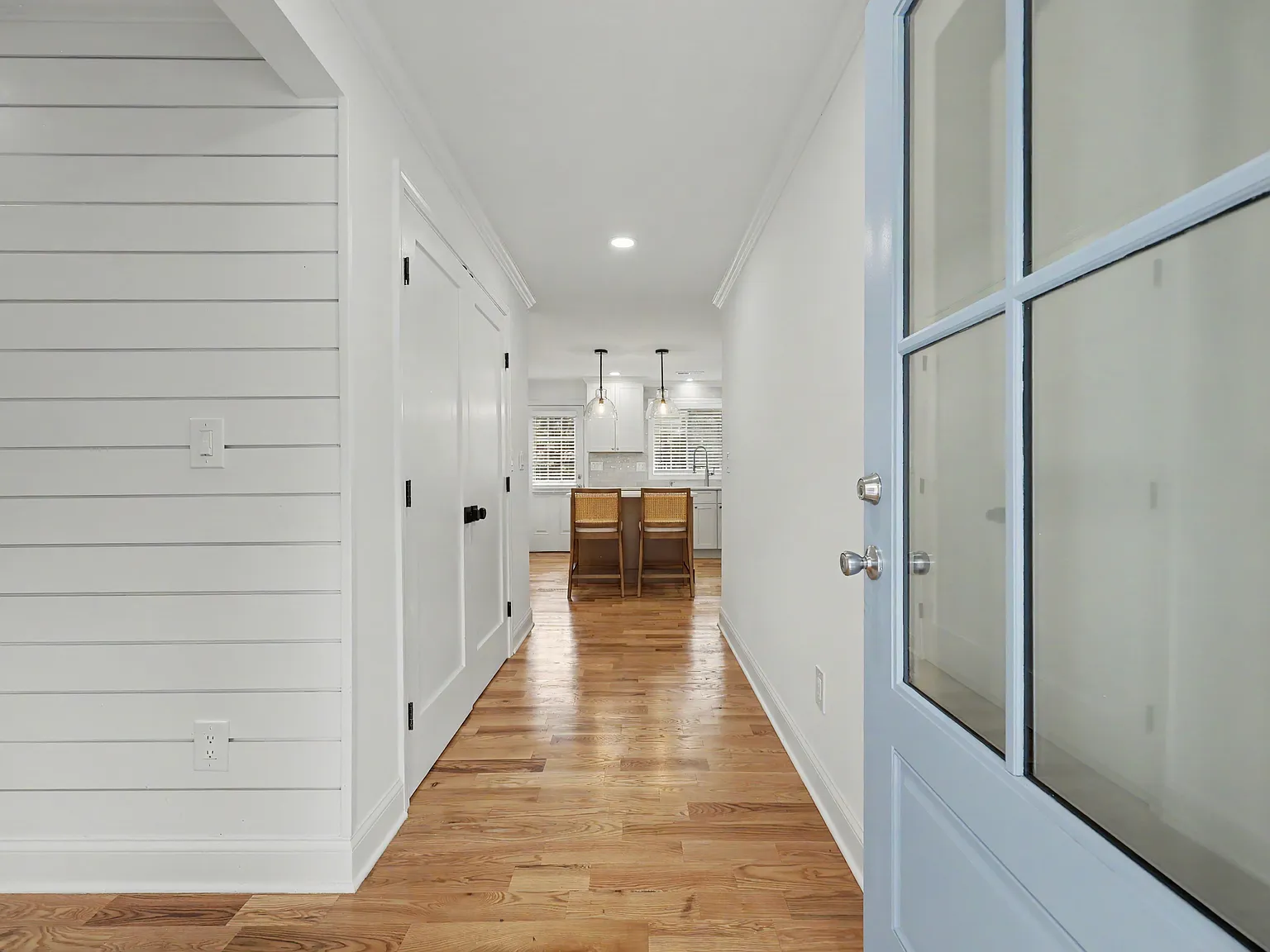 4 bed, 1700 sqft, $4,750 — Photo 2