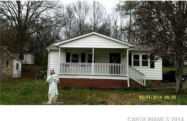 1st image of 216 Nila Dawn Ave