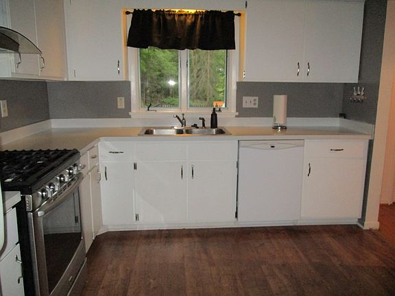 4th image of 79 Ramblewood Dr