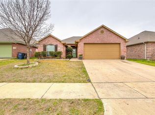 12216 Hunters Knoll Dr, Burleson, TX 76028