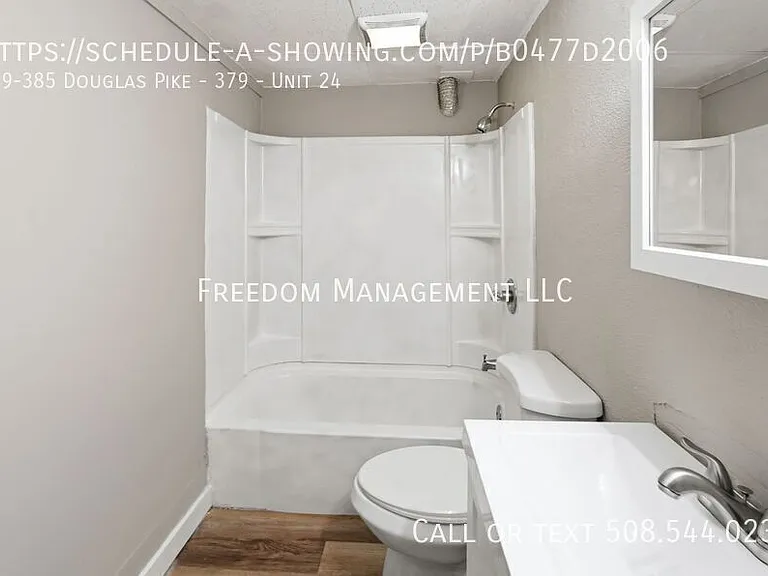 379-385 Douglas Pike #379-24 — Photo 12