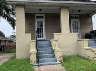 6958 Pontchartrain Blvd, New Orleans, LA 70124