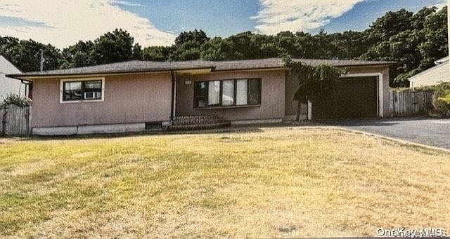 1st image of 6 W Breston Drive