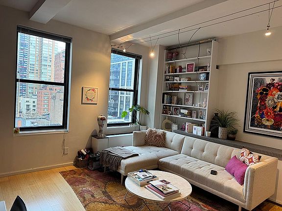 5th image of 235 E 49th St APT 11F