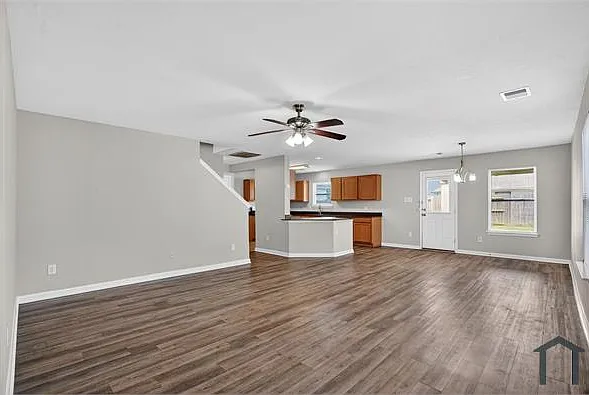 2923 Beacon Grove St — Photo 21