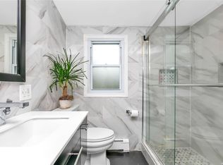 149 West Ave, Hicksville, NY 11801