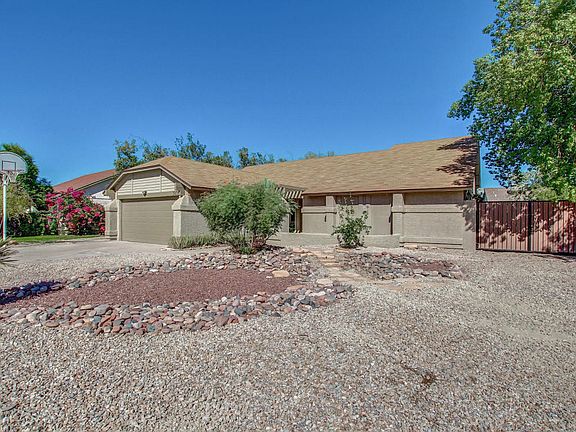 3rd image of 3830 W Laredo St