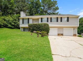 3292 Arnhem Ct, Lithonia, GA 30038
