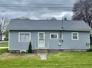 154 S Yates St, Pewamo, MI 48873