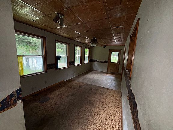 5th image of 10030 Bridge Ln