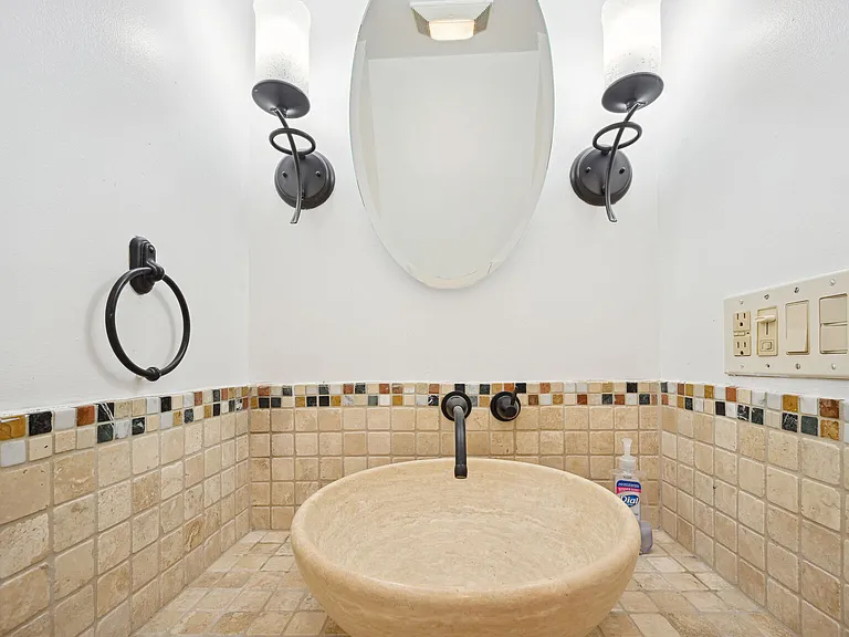 4409 Faraday Pl NW — Photo 13
