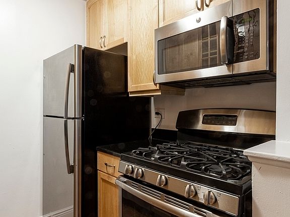 5th image of 182 E 95th St APT 4A