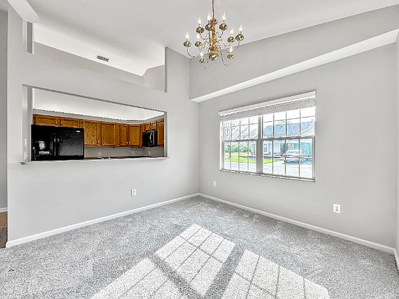 4th image of 448 Scioto Villa Ln