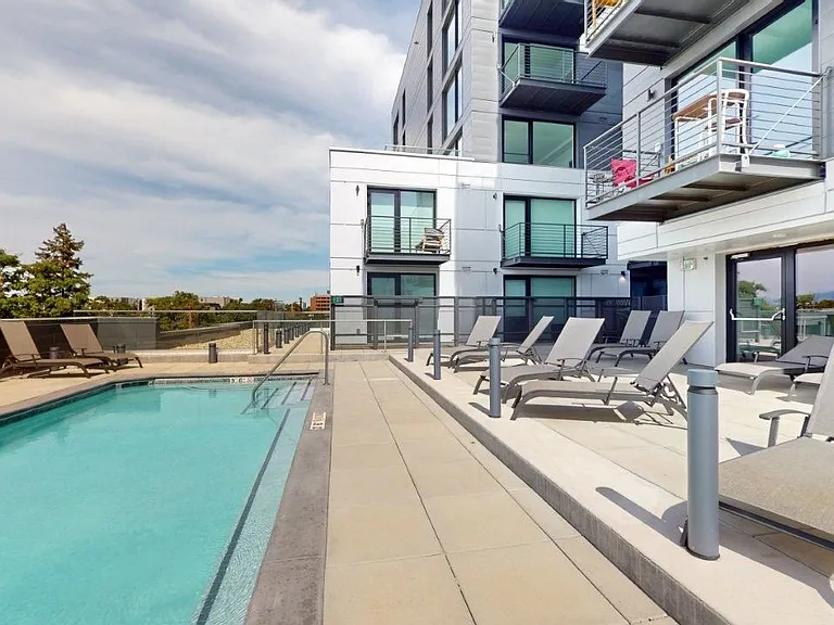 Art District Lofts — Photo 32