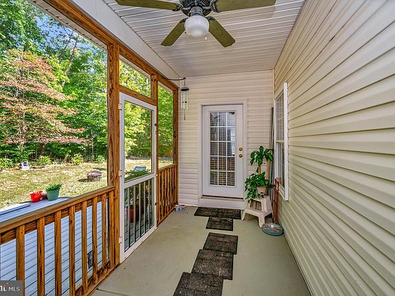 4th image of 11 Oleander Dr