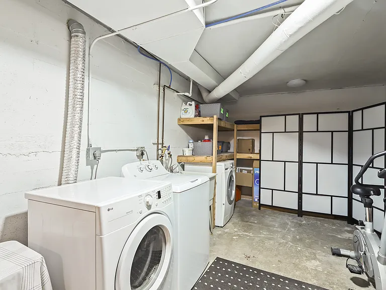 1104 SW Gaines St #E — Photo 5
