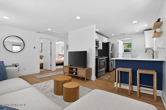 404 Gorham Ave — Photo 12