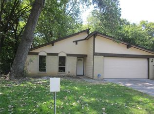 526 Meadowglen Dr, Duncanville, TX 75137