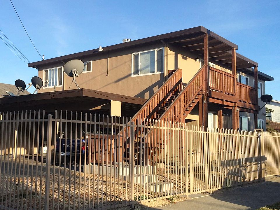 1st image of 302 S 26th St