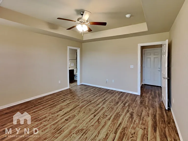 Sunset Ridge — Photo 19