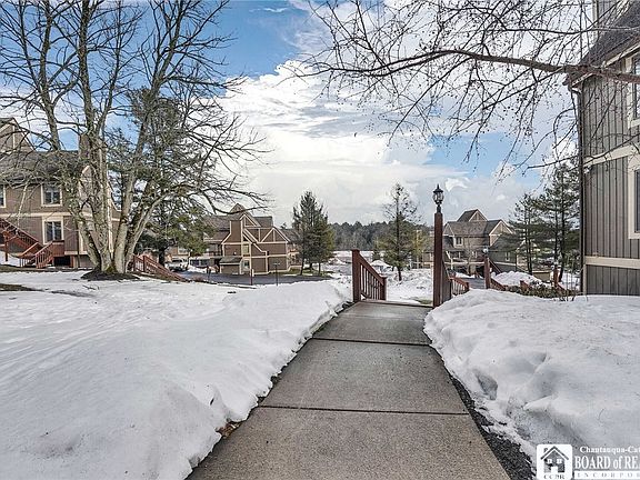 3rd image of 4433 Old Rd