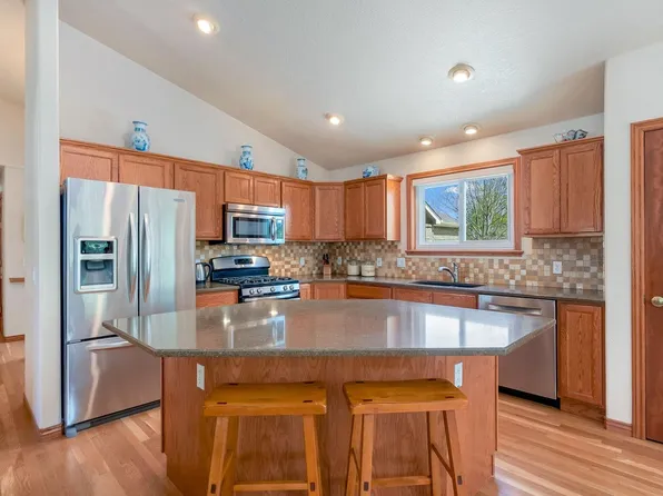 2177 Burbank St, Berthoud, CO 80513