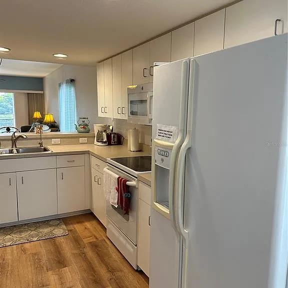9550 Fiddlers Green Cir #105 — Photo 11