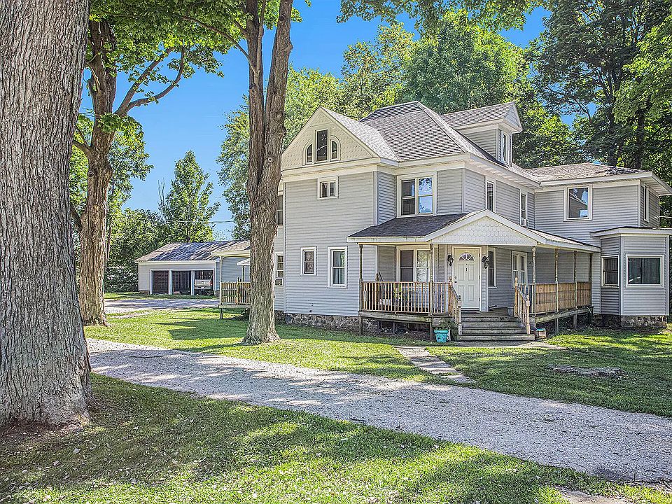 1st image of 68 Burgess Dr #3