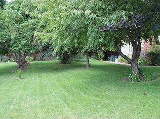 27 Shannon Pl, Staunton, VA 24401