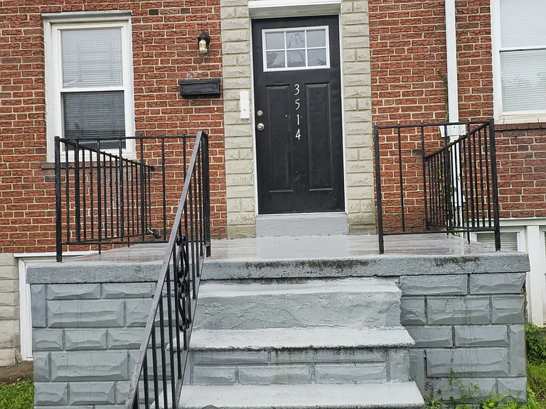 3514 Pelham Ave — Photo 2