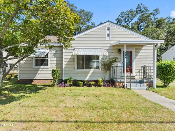 1772 Pass Rd, Biloxi, MS 39531