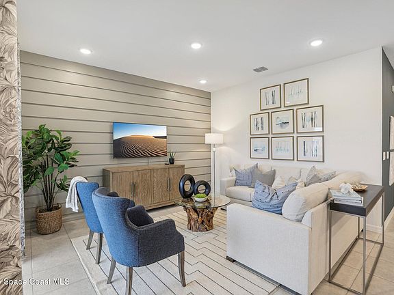 4th image of 3874 Sylvan Dr