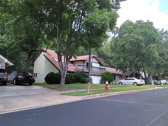 3rd image of 7910 Mulberry Bottom Ct