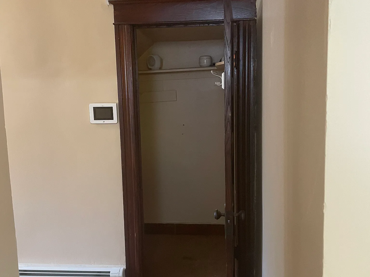 2 bed, $1,800 — Photo 2