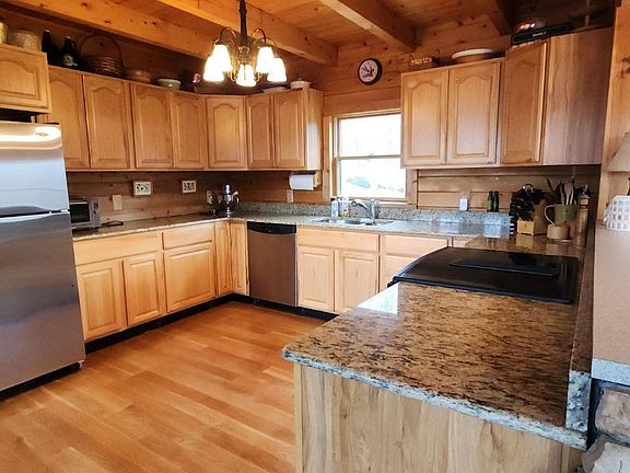 5th image of 35 Mountain View Drive