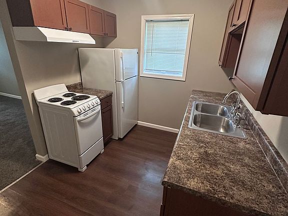3rd image of 725 E McNeil Ave #5