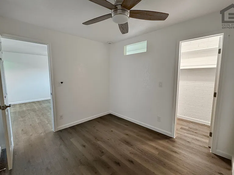 1320 N 48th Pl — Photo 9