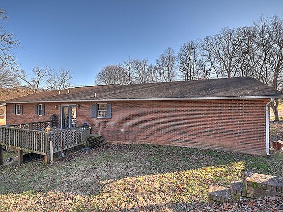 5th image of 4232 Rock Rose Cir