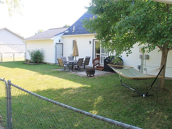 5th image of 1025 Embassy Dr