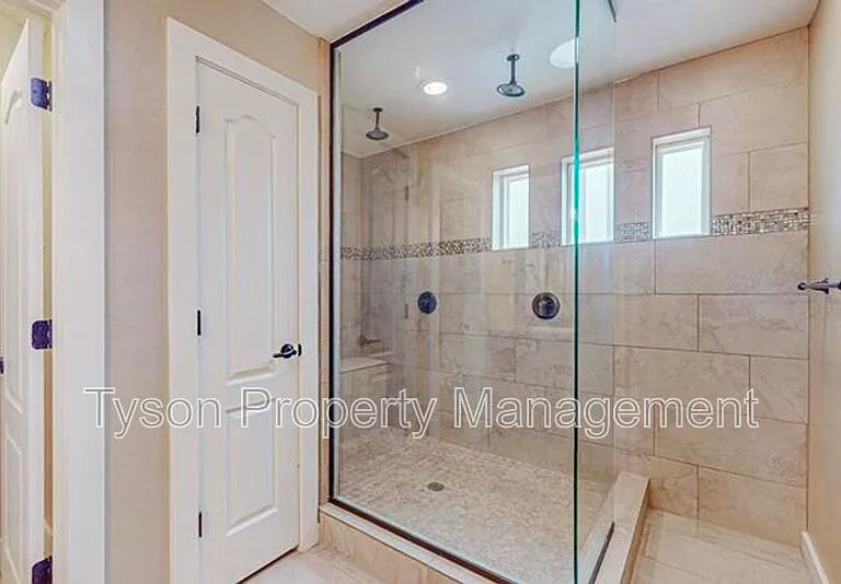 1667 Domino Dr SE — Photo 21
