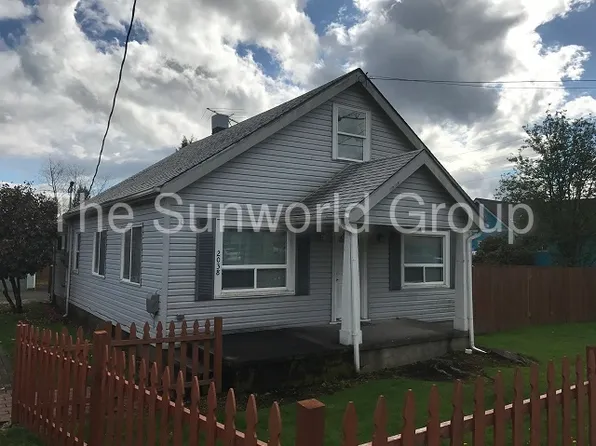 2038 East St, Washougal, WA 98671