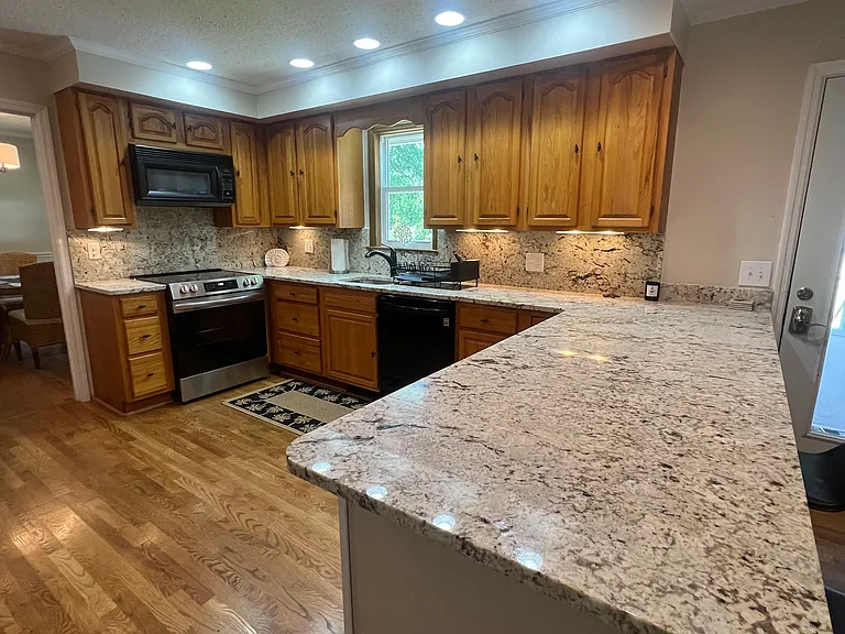 6 Pebble Beach Dr — Photo 10
