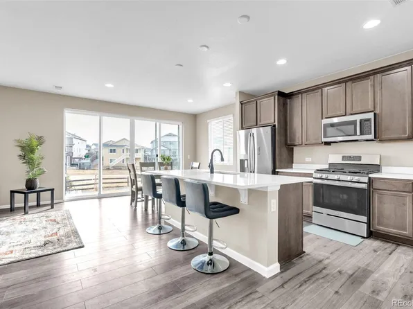 27922 E 10th Drive, Aurora, CO 80018