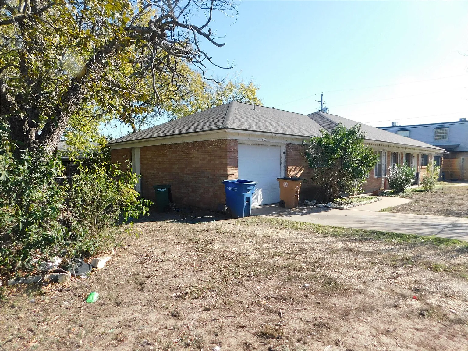 2 bed, 1.0 bath, 1839 sqft, $1,475 — Photo 2