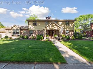 10809 Balfour Ave, Allen Park, MI 48101